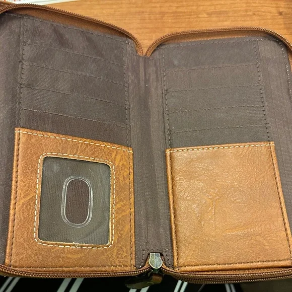 B.O.C. Patriotic Brown and Red Wallet - Picture 3 of 5